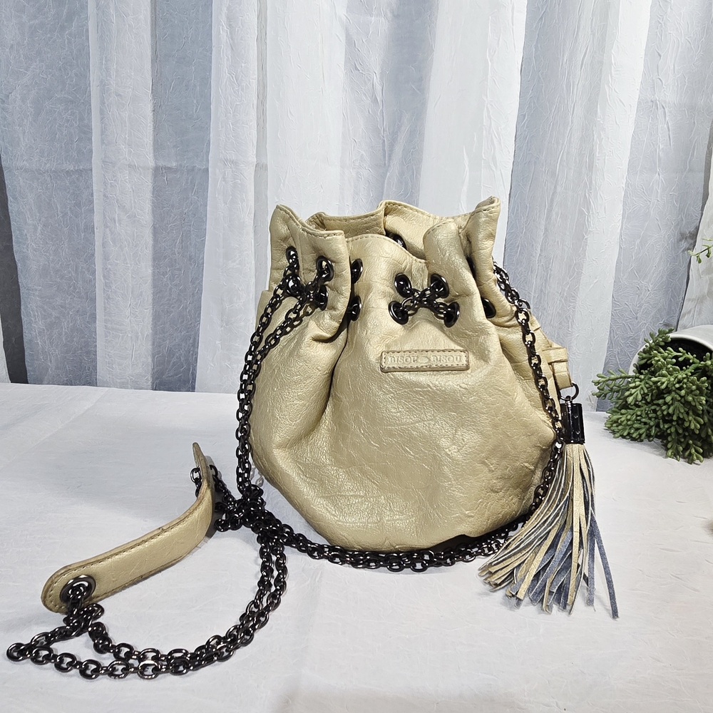 Bisou Bisou Cream Drawstring Bag With Chain Strap